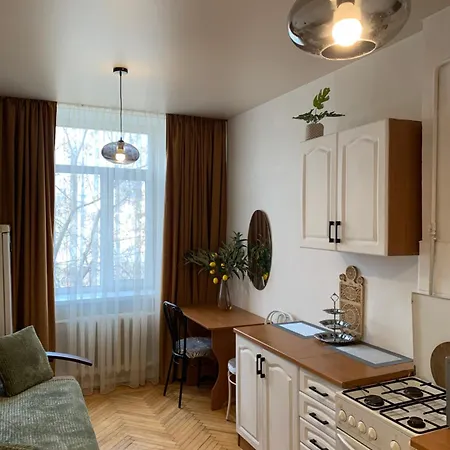 Apartman в центрі з балконом на утьосова ! Odessza