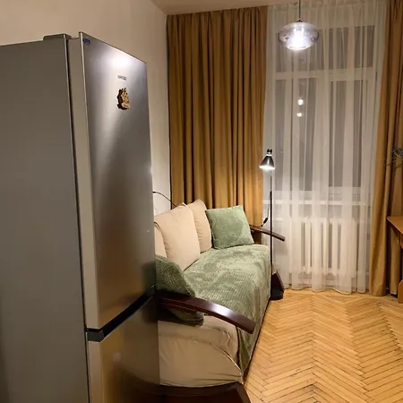 Apartman в центрі з балконом на утьосова !