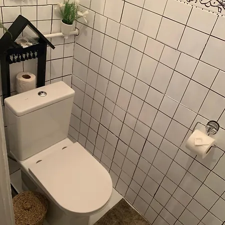 Apartman в центрі з балконом на утьосова ! Odessza