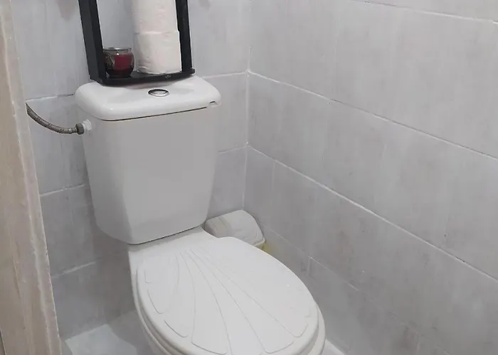 в центре на утесова с балконом Апартаменти Одеса