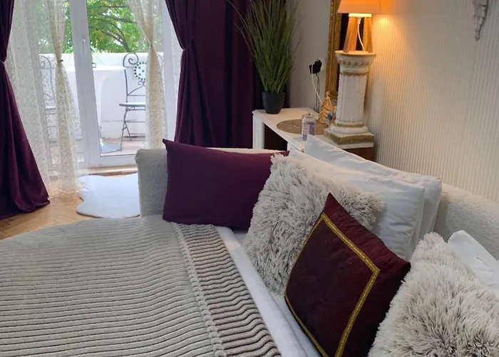 Lägenhet в центре на утесова с балконом